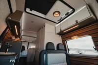Kit de conversion de camping-car modulaire Sprinter avec toit relevable, sièges pivotants, lit 4 places et cuisine pour Mercedes W907 W906