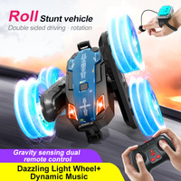 Voiture de cascades de précision 2,4 GHz avec éclairage LED, retournements aériens bilatéraux, rotation fluide à 360°, dérapages latéraux dynamiques et caméra réactive au son