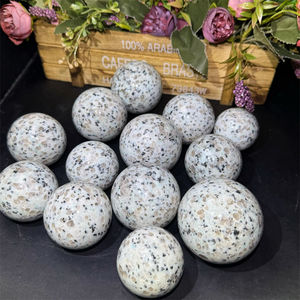 Esfera de jaspe <span class=keywords><strong>kiwi</strong></span> de piedras preciosas de cristal natural a precio barato al por mayor a granel a la venta - Product Image 1