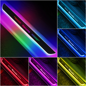 Luzes de Porta em Fibra de Carbono Brilhante com Logo Iluminado, Luzes de Pedal de Interior Automotivo com Logo Iluminado em Movimento - Product Image 2