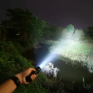 3000 Lumen Tactische Zaklampen Oplaadbare Zaklamp P84 Zelfverdediging Super Helder Flitslicht Krachtigste Draagbare Outdoor