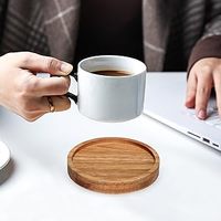 Dessous de verre personnalisés en bois d'acacia avec support pour table basse Décor de sous-verre en bois d'acacia Dessous de verre modernes pour boisson
