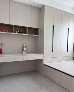 Juego de dormitorio de Gabinete integrado de estilo minimalista con armario, escritorio, cama Tatami, unidad cómoda todo en uno - Product Image 3