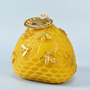 Vente en gros de bougies en cire d'abeille personnalisées, design unique en relief 3D, fabrication OEM ODM - Product Image 3