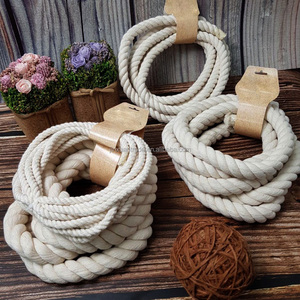4mm 6mm 8mm <span class=keywords><strong>10mm</strong></span> 12mm 15mm 18mm 20mm venta al por mayor Cordón de macramé Natural <span class=keywords><strong>cuerda</strong></span> de algodón trenzado de 3 capas - Product Image 3