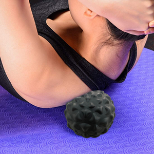 Pelota de Masaje Suave y Ecológica con Púas para Fisioterapia y Masaje de Pies, Material PU/PVC, Lavable y Antideslizante, Unisex - Product Image 5