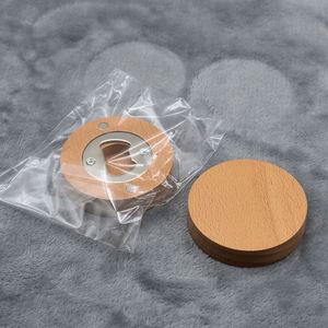 Abridor de Botellas Magnético de Madera de Haya con Logotipo Personalizable, Imán Redondo para Refrigerador - Product Image 5