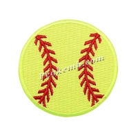 Patch brodé en chenille personnalisé pour softball avec motifs fleurs et cœurs perlés, thermocollant pour vêtements