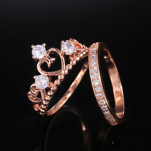 Set di Anelli Classici a Corona per Donne, Gioielli per Coppie di Sposi - Product Image 2