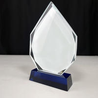 Trophée en forme de tour de cristal de sublimation claire en gros avec MH-NJ0688 de base bleue