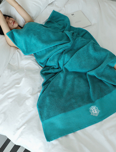 Ensemble de serviettes cadeaux, bleu turquoise et violet, 100% coton, fil teint, couronne brodée, emballage de luxe, qualité professionnelle pour mariage - Product Image 2