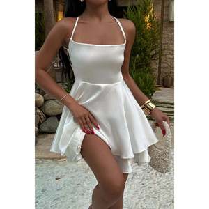 Robe de cocktail Anabel en satin blanc - Product Image 5