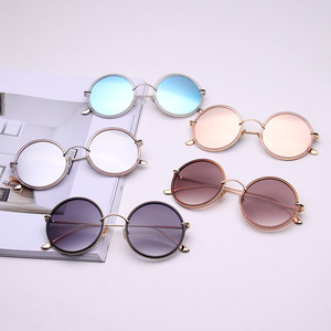 แว่นกันแดดทรงกลมย้อนยุค Qian Ai สีฟ้าใส ป้องกันรังสียูวี 400 สำหรับทุกเพศ กรอบใส เลนส์อะคริลิก รุ่นที่ 3 - Product Image 5