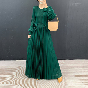 Vestido plisado Miyake, nueva colección otoño, elegante y con estilo, novedad verano 2026, manga larga, falda midi con dobladillo amplio. - Product Image 3