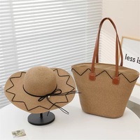 Meilleures ventes : Ensemble de sacs en paille tressés simples et de sacs à bandoulière grande capacité, tissés à la main, avec chapeaux de plage assortis