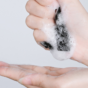 Nhà Máy làm sạch than tre Đen tấm mặt O2 Carbon Bong Bóng Mặt nạ chăm sóc da cho loại bỏ bụi bẩn và dầu mỡ - Product Image 3