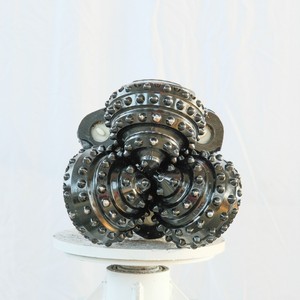 API 10 5/8 "IADC637 TCI Tricone Bit Composite Scellé Roulement Bit pour le forage <span class=keywords><strong>de</strong></span> puits - Product Image 3