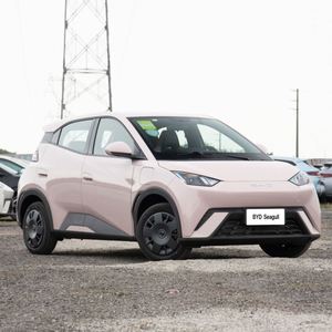 2024 nouvelle arrivée BYD Seagull BYD Qin PLUS DM-i berline familiale hybride longue portée avec délai de livraison rapide - Product Image 4