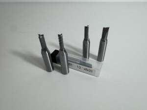 TCT üç flüt düz freze kesicisi 45HRC özelleştirilebilir <span class=keywords><strong>CNC</strong></span> <span class=keywords><strong>Router</strong></span> bit 3-10mm ağaç İşleme için ODM ve OEM destek - Product Image 3