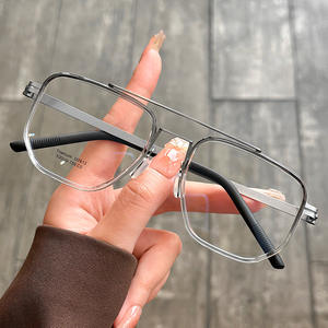 Lunettes de vue rectangulaires unisexe style Linde 2613 à double pont, monture en titane, verres PC, largeur moyenne, design tendance - Product Image 1