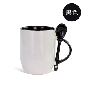 Mug en céramique personnalisé avec intérieur coloré et cuillère pour cadeau, tasses publicitaires personnalisées pour les entreprises - Product Image 5