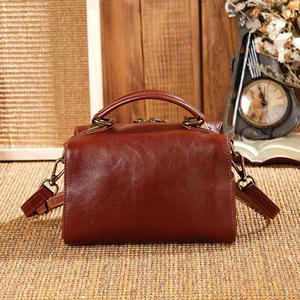 Bolso de Hombro Cruzado de Cuero Genuino para Mujer, Estilo Retro, de Piel de Vacuno de Capa Superior, con Almohadilla Horizontal, Pequeño y Personalizado - Product Image 3