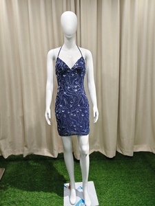 Vestido <span class=keywords><strong>de</strong></span> Fiesta Azul Marino con Lentejuelas, Cuello Halter en V, Estampado Floral, Ajustado, Mini, OEM, Vestido <span class=keywords><strong>de</strong></span> Cóctel - Product Image 3