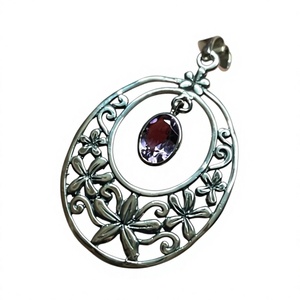 Pendentif floral en améthyste naturelle, serti de lames en or, fait main, en argent sterling massif, magnifique cadeau pour elle, idéal pour les fiançailles - Product Image 1