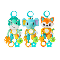 Hochet et doux coloré pour bébé et jouet de dentition lit de bébé suspendu animal en peluche avec des caractéristiques en peluche