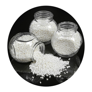 Granulés <span class=keywords><strong>PA66</strong></span> <span class=keywords><strong>FR</strong></span> V0 ignifuges, <span class=keywords><strong>PA66</strong></span> renforcé <span class=keywords><strong>GF35</strong></span> V0, matière première plastique, prix fabricant - Product Image 1