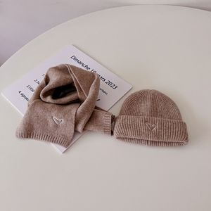 Ins chapeau pour enfants automne/hiver bébé chapeau de protection des oreilles coréen simple <span class=keywords><strong>fille</strong></span> tricoté super doux bébé laine chapeau écharpe <span class=keywords><strong>ensemble</strong></span> - Product Image 4