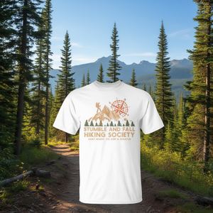 Camiseta Stumble And Fall Hiking Society, blanca, unisex, para adultos, cuello redondo, manga corta - Product Image 2