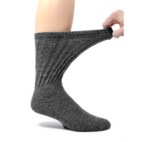 Calcetines de alpaca para diabéticos Calcetines de tripulación de pantorrilla ancha Calcetines térmicos suaves para hombres
