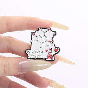 เข็มกลัดเคลือบรูปแมวสีดำรูปคิตตี้แบบกอธิคเข็มกลัดติดปกเสื้อของขวัญสำหรับเพื่อนเด็ก - Product Image 4