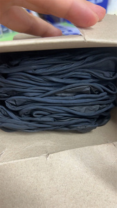 <span class=keywords><strong>Guanti</strong></span> in Nitrile Monouso Senza Lattice e Senza Polvere, Spessore 6 Mil, Completamente Testurizzati, Resistenti, per Meccanici Auto, Industria, Hotel, Cucina, Giardino - Product Image 5