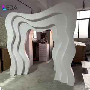 LEDA suministros de boda únicos blanco ondulado Muti capas telón de fondo Anch decoración de boda para eventos de boda - Product Image 1
