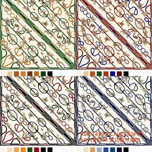 Foulard triangolare multifunzionale FulareS 60x135 cm, stampa digitale, poliestere, accessorio moda per donna - Product Image 1