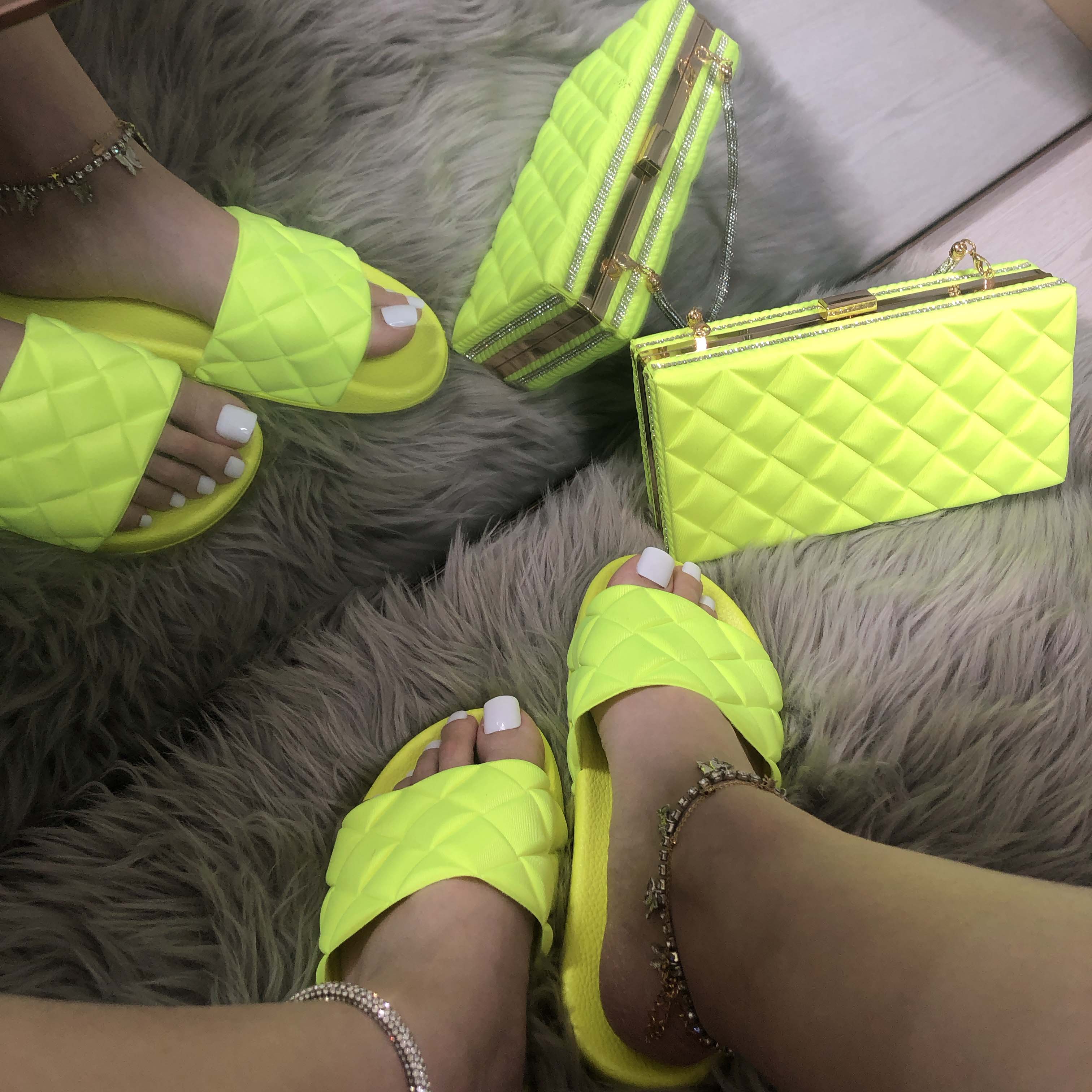 2021 г., трендовые сандалии на плоской подошве с сумочкой-клатчем, женские вечерние сумочки из двух предметов, комплект из сумочки и сумочки