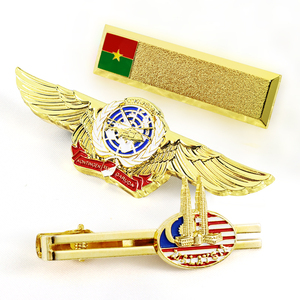 Wtd-bán buôn tùy chỉnh Brass ve áo <span class=keywords><strong>pins</strong></span> mềm mại và cứng men Trâm nước cờ <span class=keywords><strong>pins</strong></span> với thăng hoa cho món quà sử dụng - Product Image 2