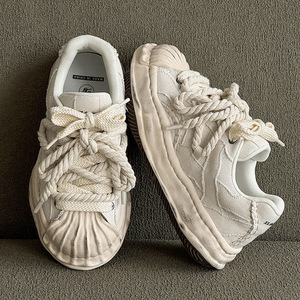 Großhandel Mode Shell Toe Dissolving Schnürschuhe Paar Retro Unsichtbare Höhenerhöhung Herren Vintage Chunky Canvas Sneakers - Product Image 2