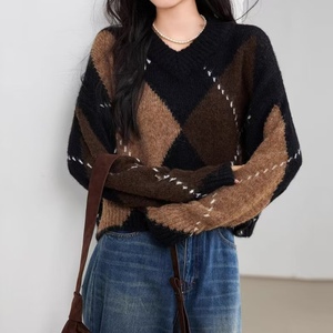 เสื้อสเวตเตอร์ถักคอวีสวมใส่สบายสำหรับผู้หญิงใหม่เสื้อสเวตเตอร์คอโบว์สีระบายความร้อนด้านหน้าสำหรับฤดูใบไม้ร่วง - Product Image 5