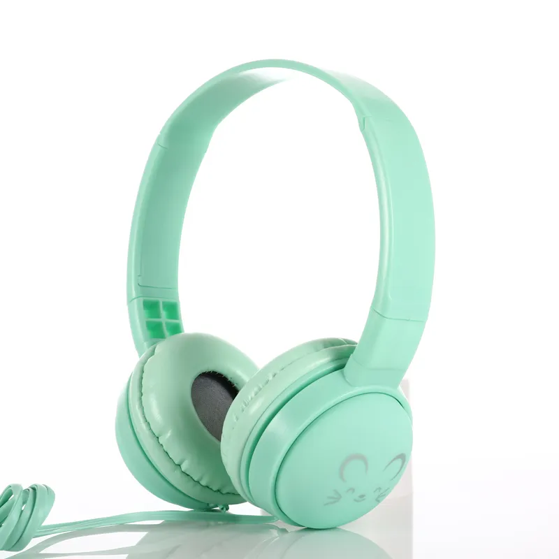 Fabrika düşük fiyat Trend Stereo kablolu kulaklık çok renkli kulaklıklar J-18