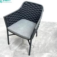 Chaise de salle à manger en aluminium de meubles de jardin modernes simples chaise en corde tissée noire avec coussin imperméable pour la maison Restaurant extérieur