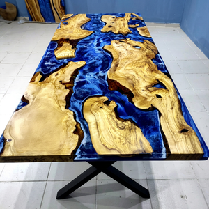 Table à manger en bois époxy bleu océan, bord naturel, design moderne, fabrication artisanale, plateau en bois époxy durable, mobilier de salle à manger, 6 places - Product Image 1