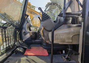 Excavadora Usada de Origen Estadounidense Caterpillar 320D de Alta Calidad, Máquina de 20 Toneladas a Bajo Precio, Motor Cummins con Certificación EPA/CE, PLC - Product Image 4