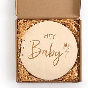 Livre d'or en bois massif avec couverture en bois au design créatif, cadeau artisanal pour baptême de bébé - Product Image 3