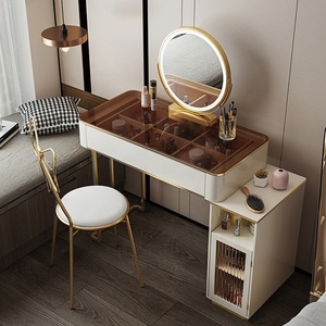 Glasplatten Auf Der Kommode Spiegels tation bilden Station für Salon möbel Europäischer Schmink tisch mit Lichtern herum - Product Image 3