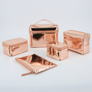 <span class=keywords><strong>Pochette</strong></span> de maquillage de luxe <span class=keywords><strong>en</strong></span> <span class=keywords><strong>cuir</strong></span> PU pour <span class=keywords><strong>femme</strong></span>, étui de beauté personnalisé avec fermeture éclair et motif lettres tendance, trousse à cosmétiques - Product Image 5