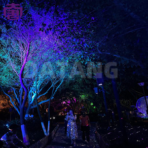 Lámpara de teñido de color IP65 para árboles de Navidad, jardines y eventos al aire libre - Product Image 4