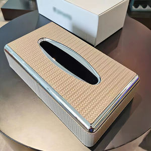 Boîte à mouchoirs en cuir de luxe personnalisée de forme carrée avec des rayures dorées pour un usage décoratif d'hôtel Boîte à mouchoirs carrée en métal - Product Image 6